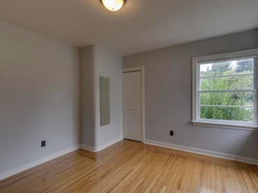 Mudroom Photo of 33700 3rd Avenue, Mission, BC