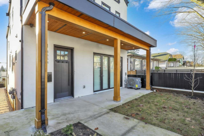 1 3558 Turner Street, Vancouver, BC, Vancouver — Half Duplex for sale