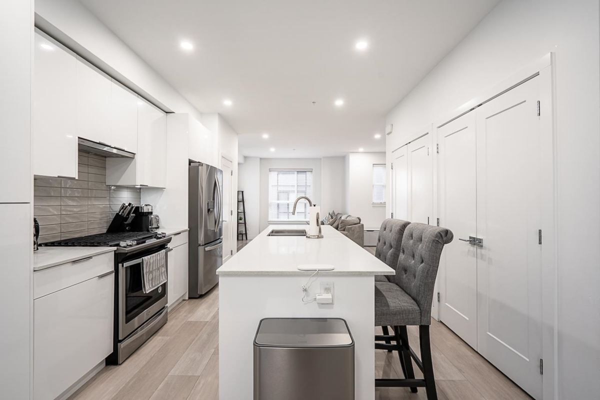 Breakfast Nook Photo of 31 19760 55 Avenue, Langley, BC