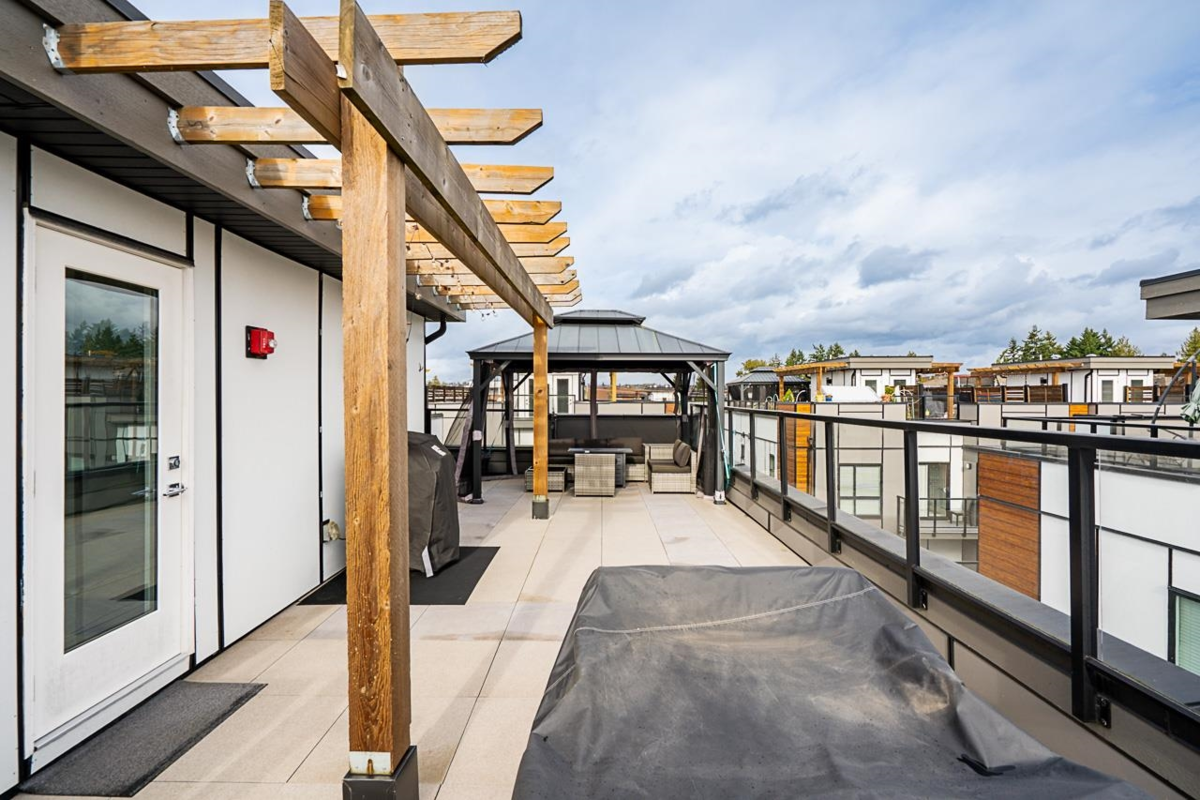 Outdoor Patio Photo of 31 19760 55 Avenue, Langley, BC