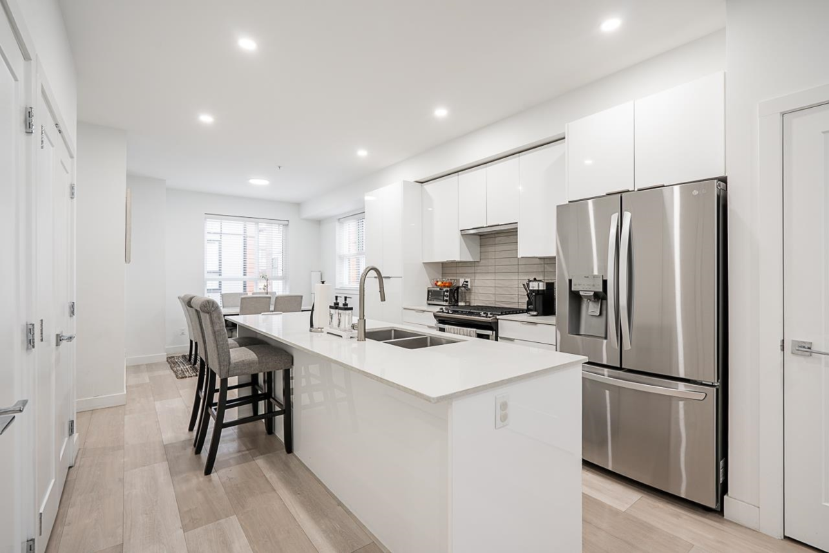 Pantry Photo of 31 19760 55 Avenue, Langley, BC