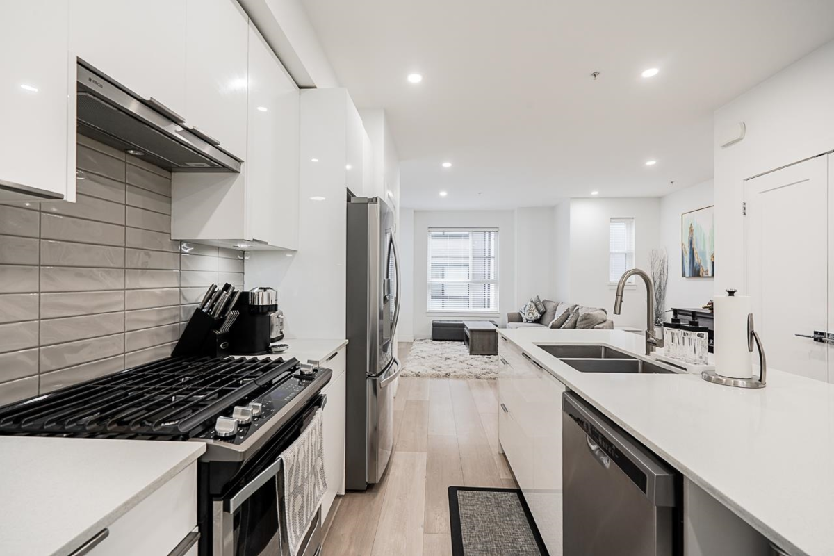 Primary Bedroom Photo of 31 19760 55 Avenue, Langley, BC