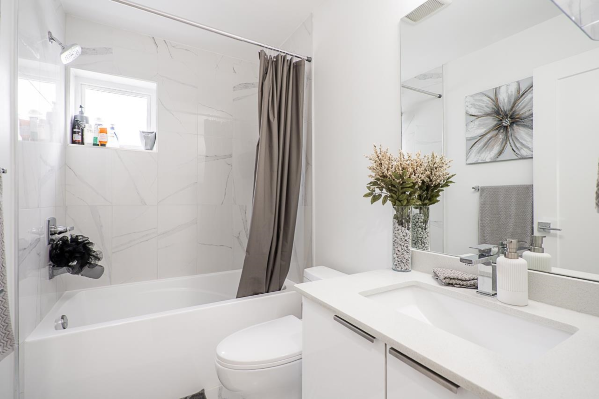 Staircase Photo of 31 19760 55 Avenue, Langley, BC