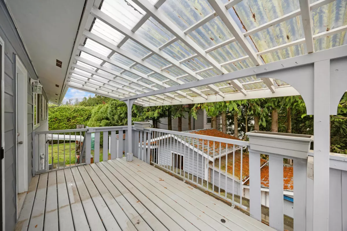 Garage Interior Photo of 19617 48 Avenue, Langley, BC
