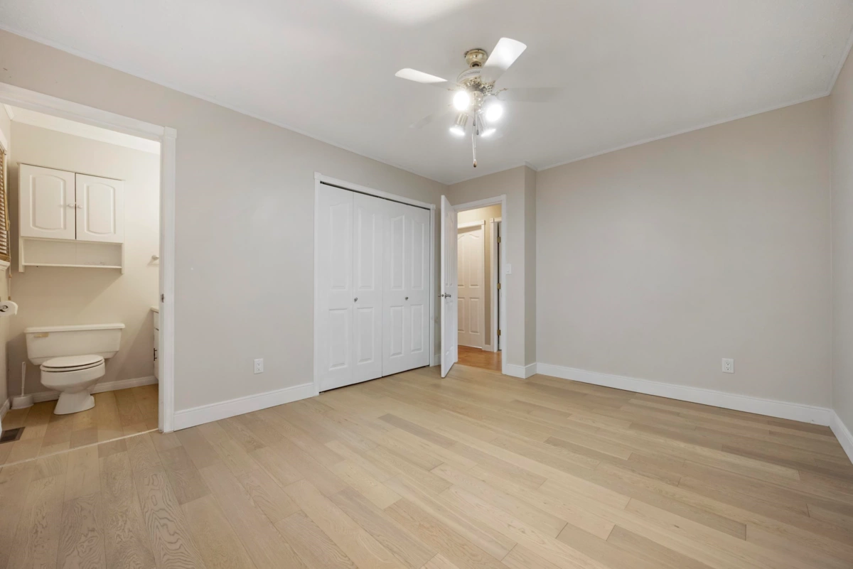 Powder Room Photo of 19617 48 Avenue, Langley, BC