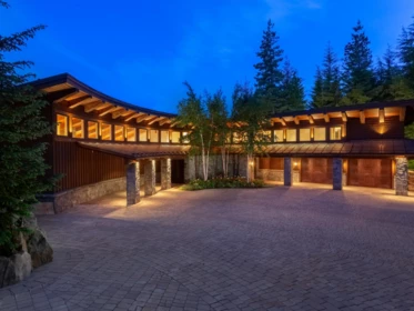 5476 Stonebridge Place, Whistler, BC, Whistler — Single Family Residence for sale