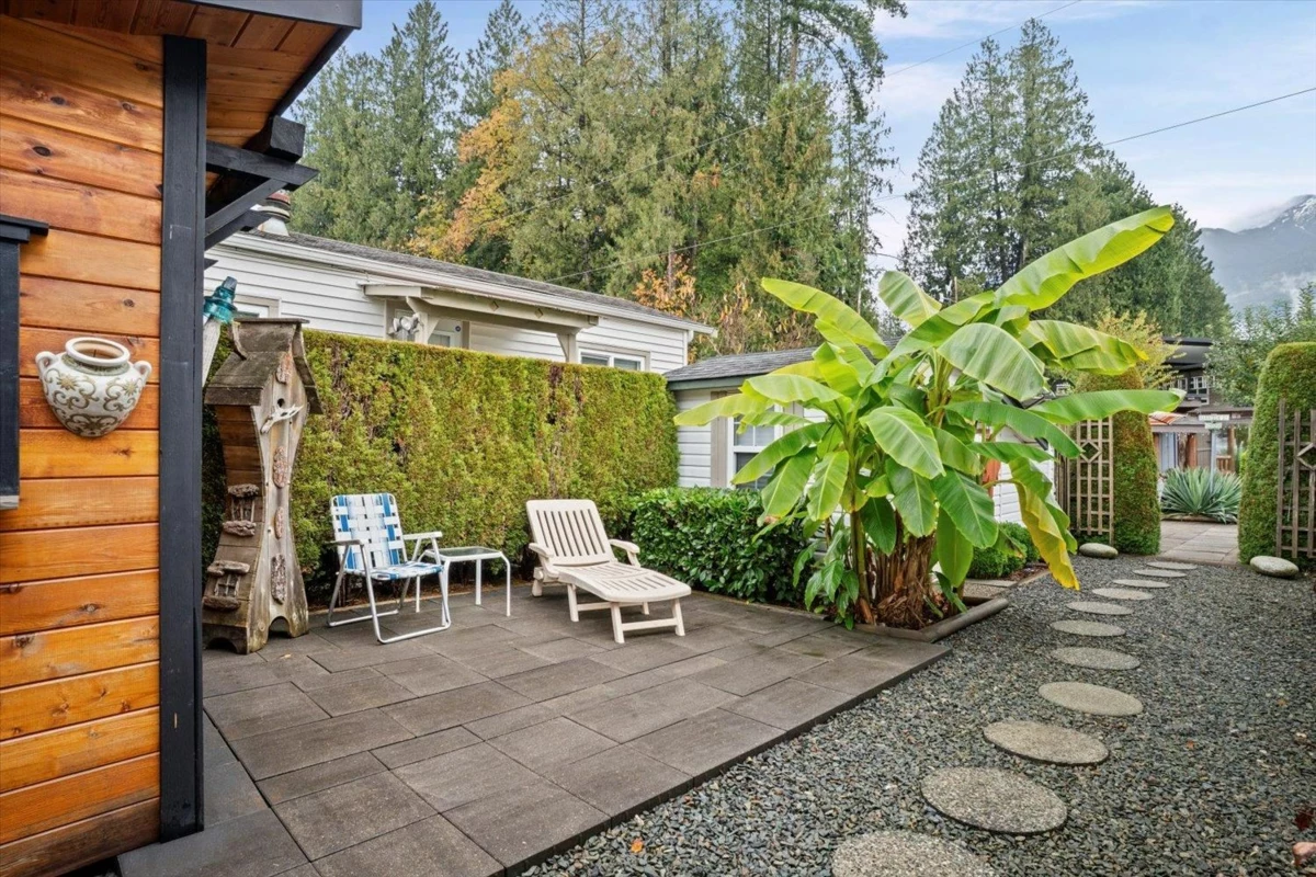 Backyard Photo of 15 52324 Yale Road, Rosedale, BC