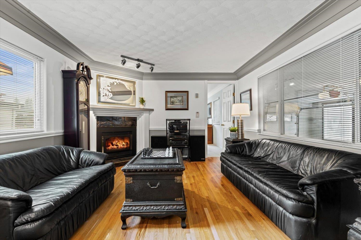 Basement Recreation Room Photo of 15 52324 Yale Road, Rosedale, BC