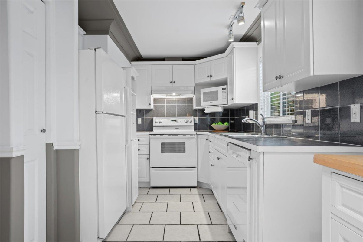 Primary Bedroom Photo of 15 52324 Yale Road, Rosedale, BC