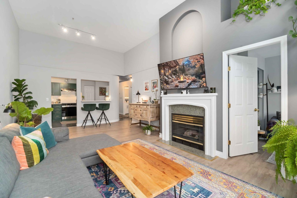 Kitchen Photo of 410 301 Maude Road, Port Moody, BC
