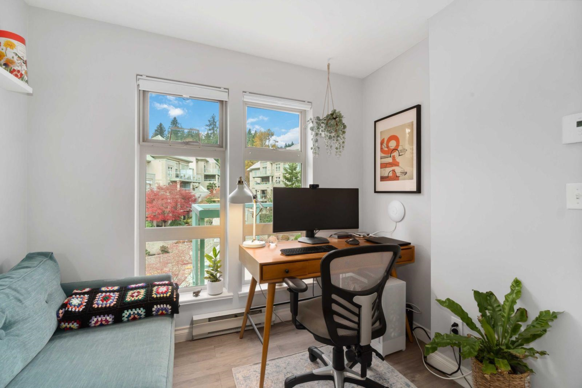 Office / Den Photo of 410 301 Maude Road, Port Moody, BC