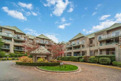 410 301 Maude Road, Port Moody, BC, Port Moody — Apartment/Condo for sale