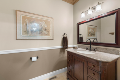 Powder Room Photo of 44414 Mclaren Drive, Chilliwack, BC