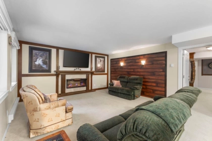 Swimming Pool Photo of 44414 Mclaren Drive, Chilliwack, BC