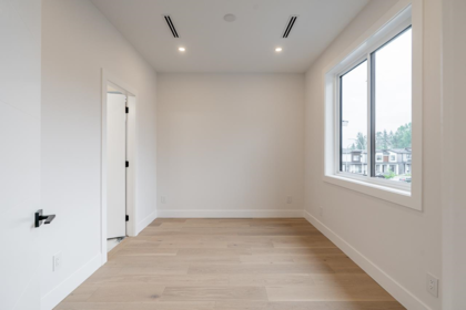 Entry Foyer Photo of 7519 205 Street, Langley, BC