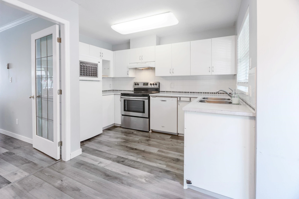 Kitchen Island Photo of 42 11757 236 Street, Maple Ridge, BC