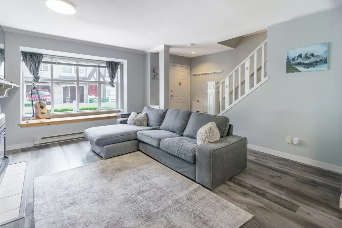 Living Room Photo of 42 11757 236 Street, Maple Ridge, BC