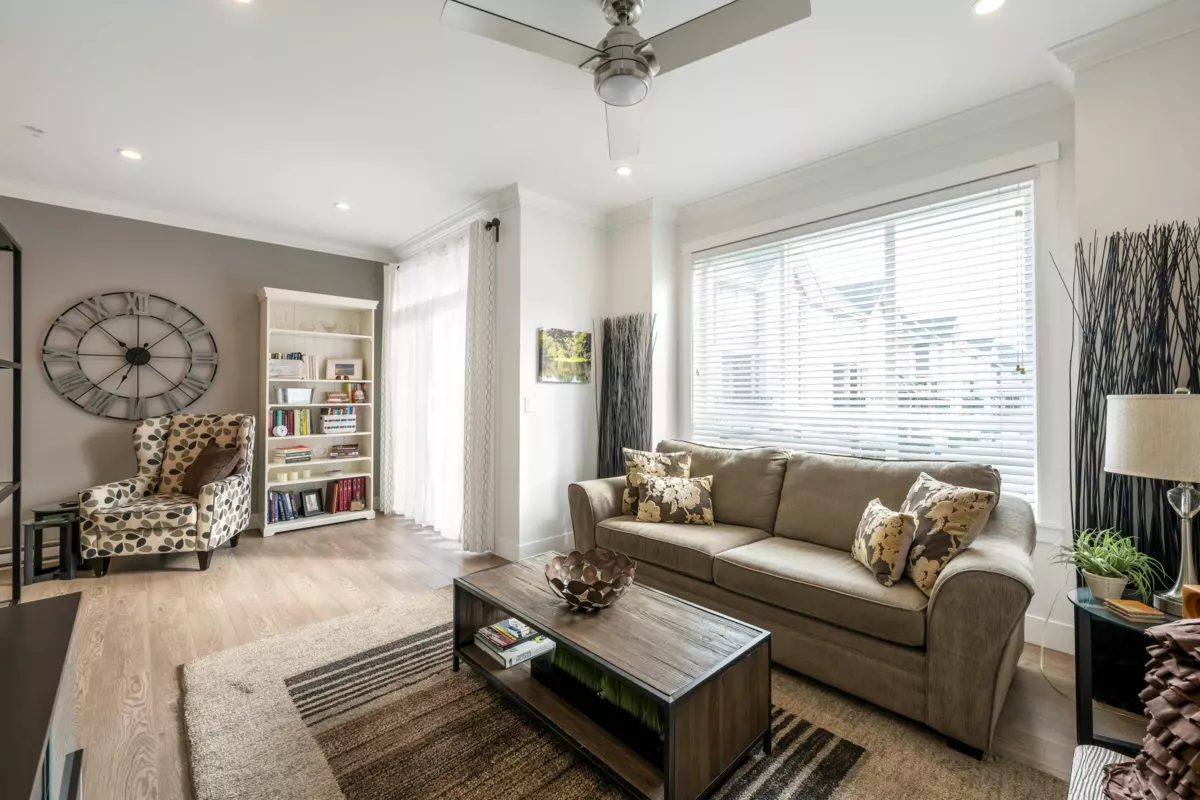 Dining Area Photo of 2 21017 76 Avenue, Langley, BC