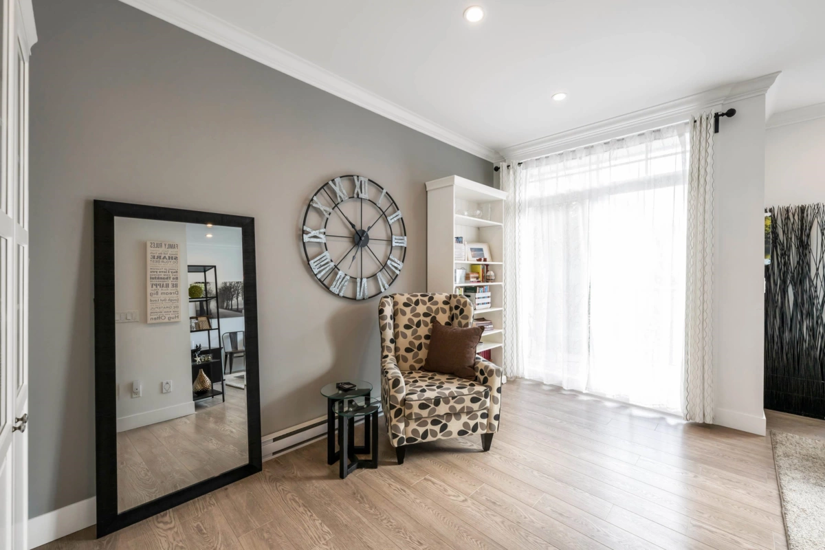 Kitchen Island Photo of 2 21017 76 Avenue, Langley, BC
