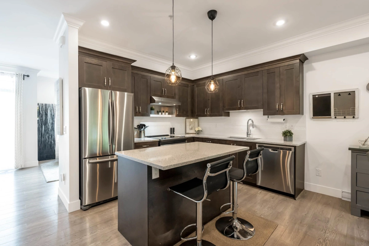 Primary Bathroom Photo of 2 21017 76 Avenue, Langley, BC
