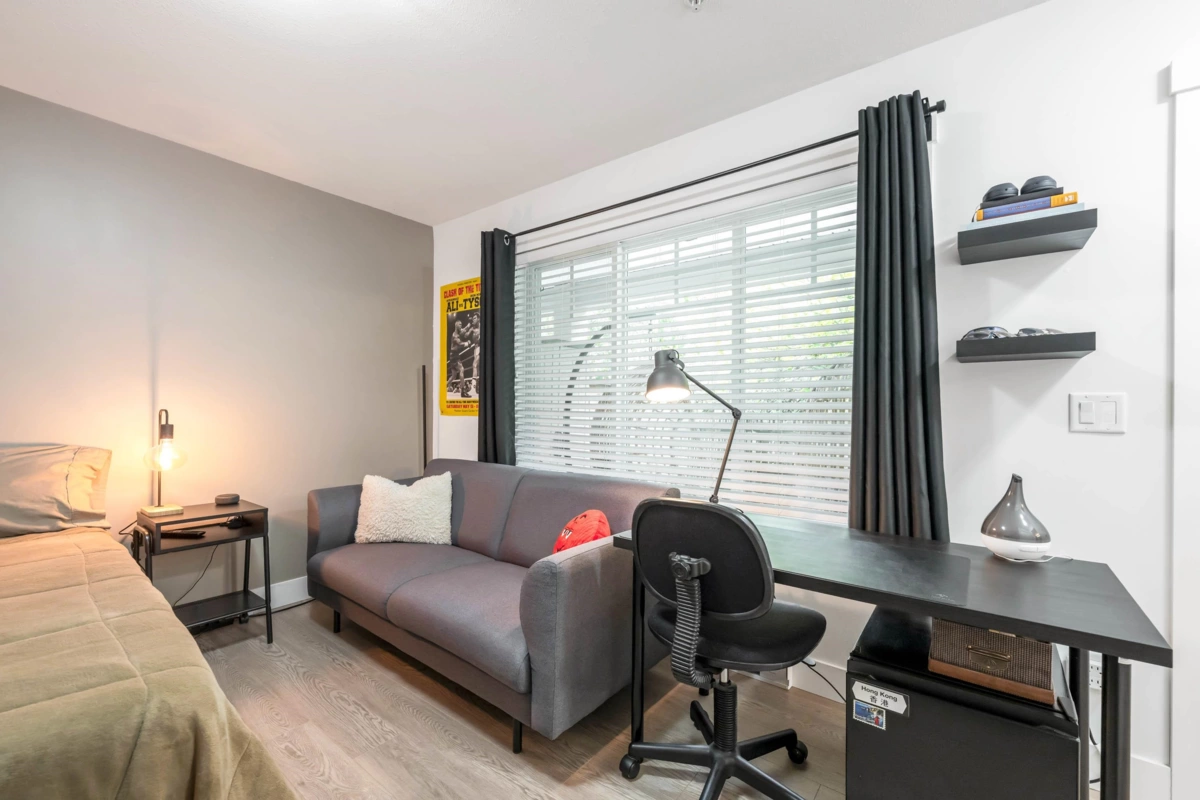 Swimming Pool Photo of 2 21017 76 Avenue, Langley, BC