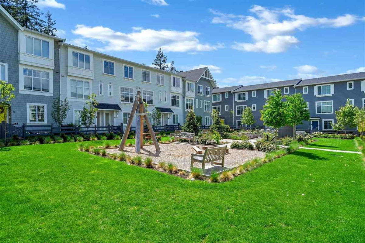 Powder Room Photo of 82 16678 25 Avenue, Surrey, BC