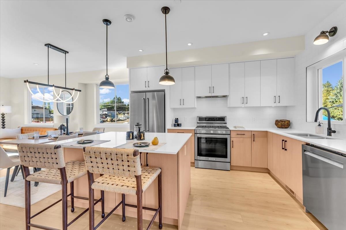 Bedroom 4 Photo of 1 10392 240a Street, Maple Ridge, BC