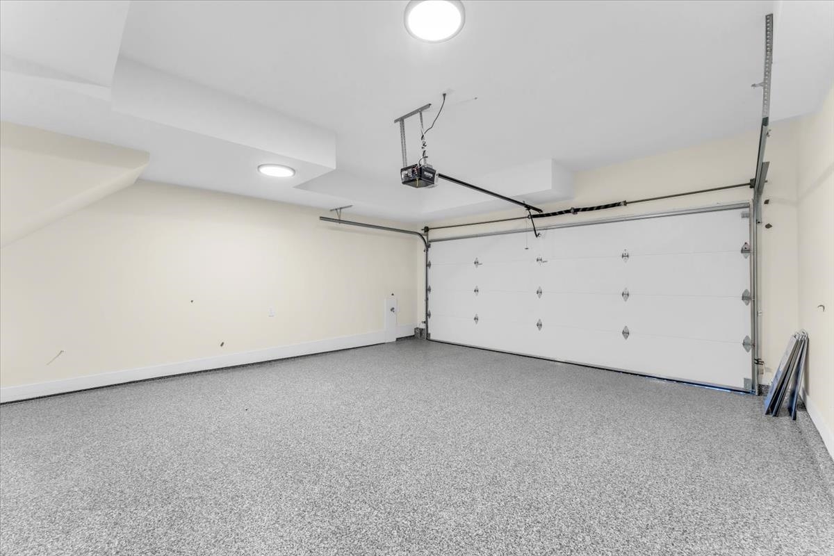 Hot Tub / Spa Photo of 1 10392 240a Street, Maple Ridge, BC