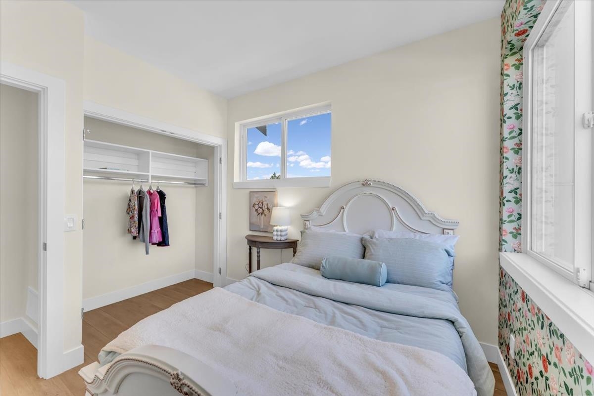 Outdoor Deck Photo of 1 10392 240a Street, Maple Ridge, BC