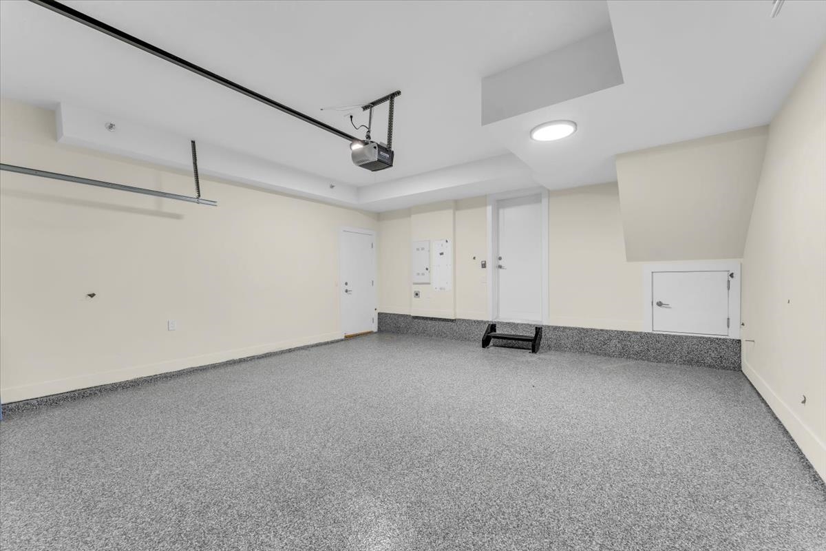 Outdoor Kitchen Photo of 1 10392 240a Street, Maple Ridge, BC