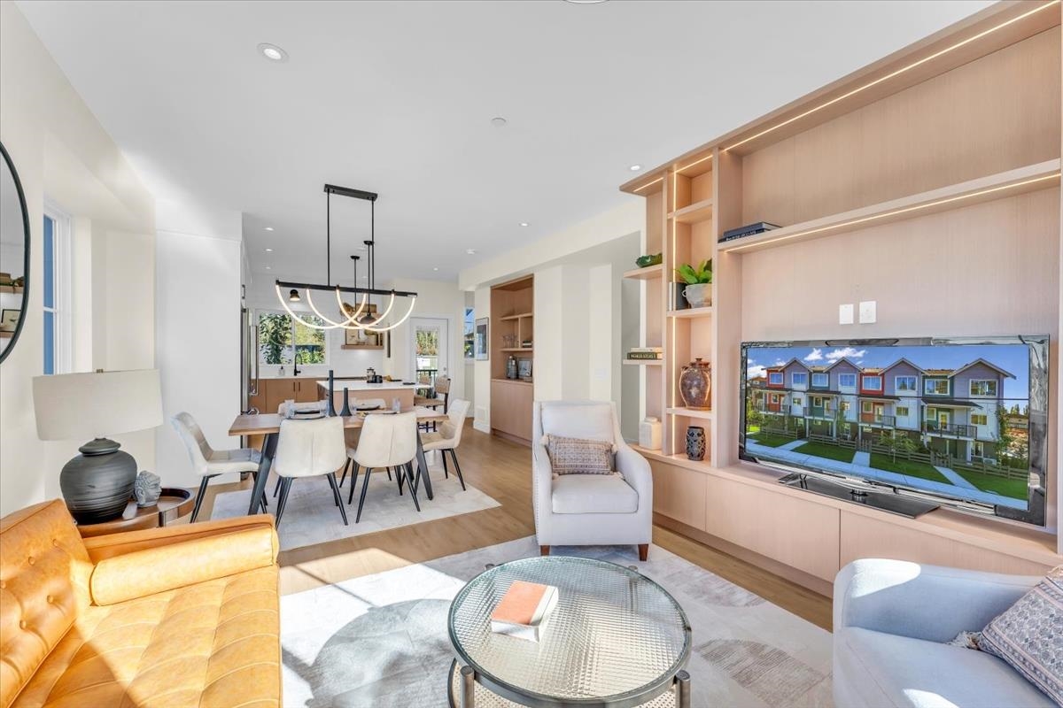 Pantry Photo of 1 10392 240a Street, Maple Ridge, BC