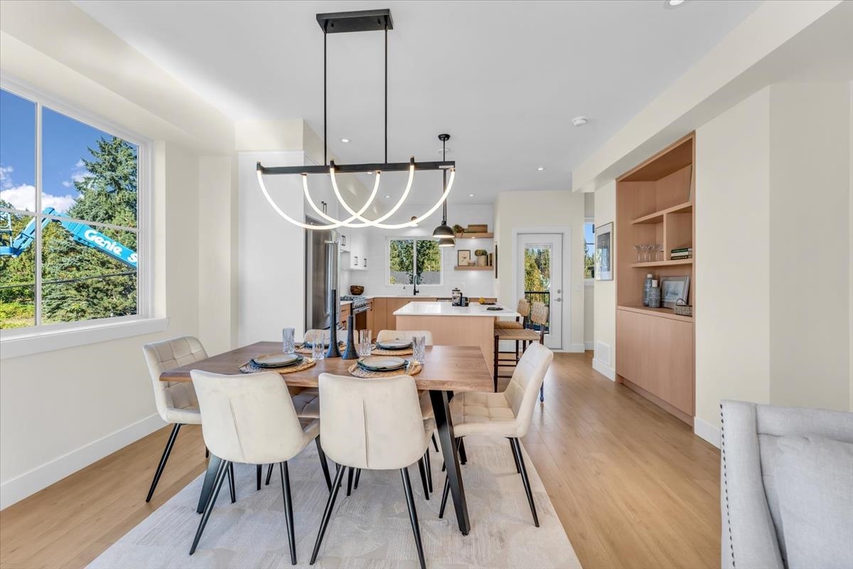 Walk-In Closet Photo of 1 10392 240a Street, Maple Ridge, BC