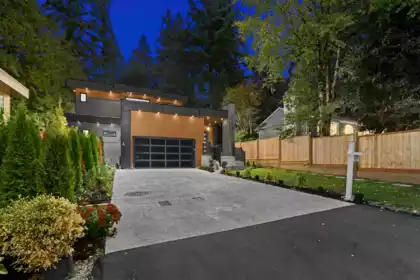 5673 Fairlight Crescent, Delta, BC, Sunshine Hills Woods — 6 bed single family residence for sale