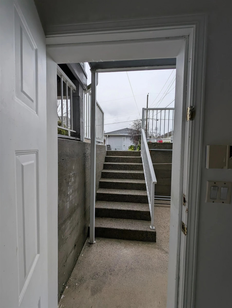 Front Yard Photo of 2935 E 17th Avenue, Vancouver, BC