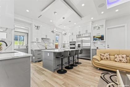 Kitchen Island Photo of 13836 80 Avenue, Surrey, BC