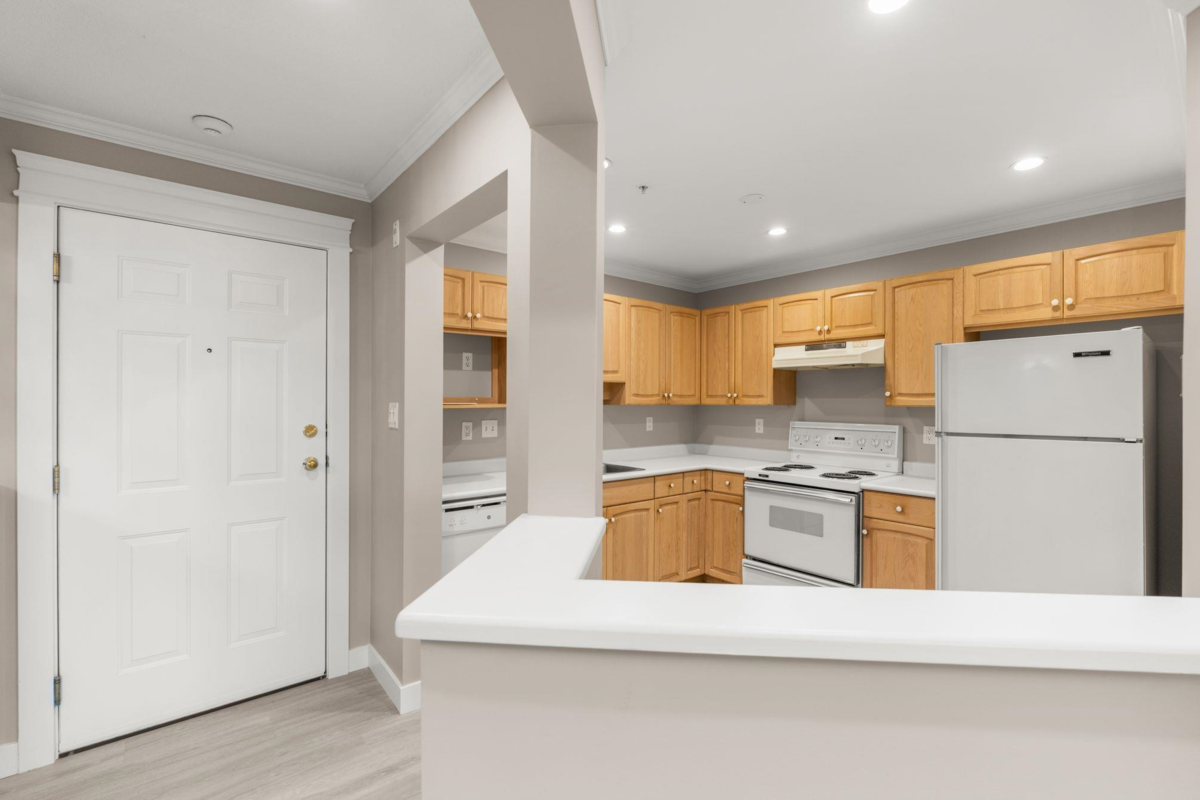 Bedroom 3 Photo of 209 32044 Old Yale Road, Abbotsford, BC