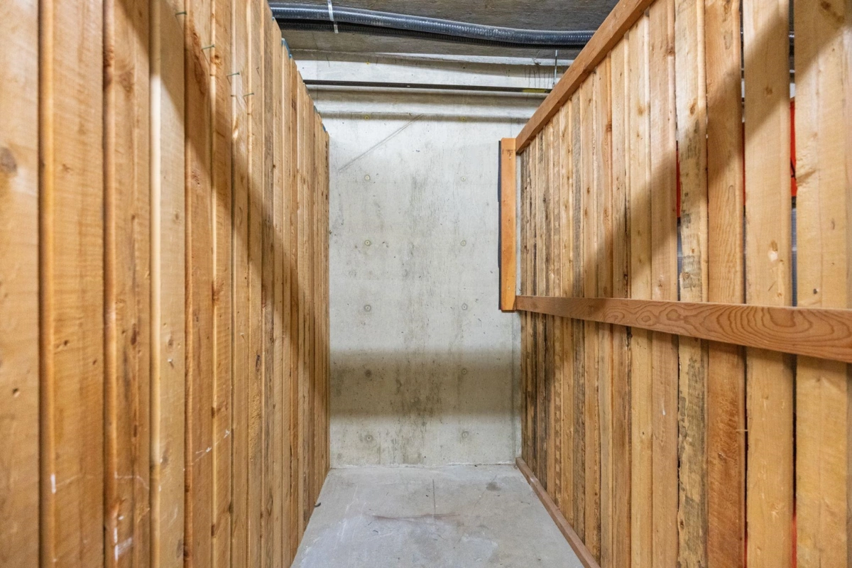 Front Yard Photo of 209 32044 Old Yale Road, Abbotsford, BC