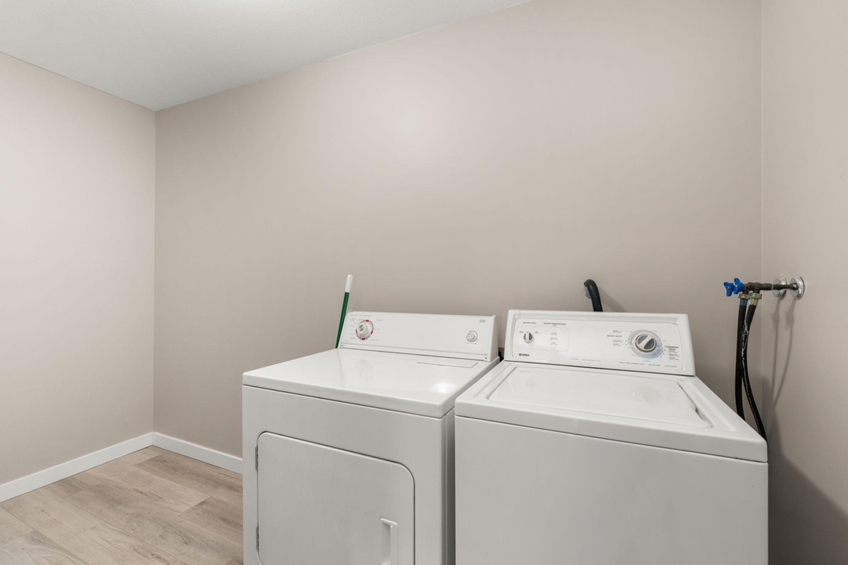 Garage Interior Photo of 209 32044 Old Yale Road, Abbotsford, BC