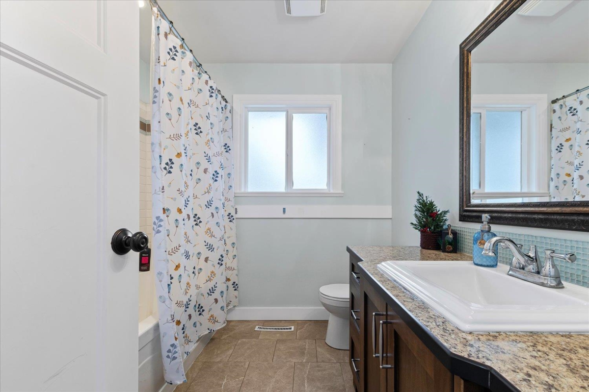 Office / Den Photo of 5844 Blackburn Road, Chilliwack, BC