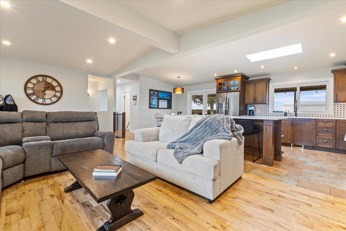 Pantry Photo of 5844 Blackburn Road, Chilliwack, BC