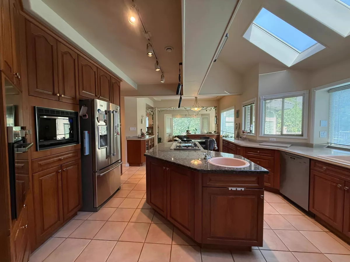 Kitchen Photo of 1136 Smith Avenue, Coquitlam, BC