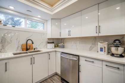 Primary Bedroom Photo of 15270 84a Avenue, Surrey, BC