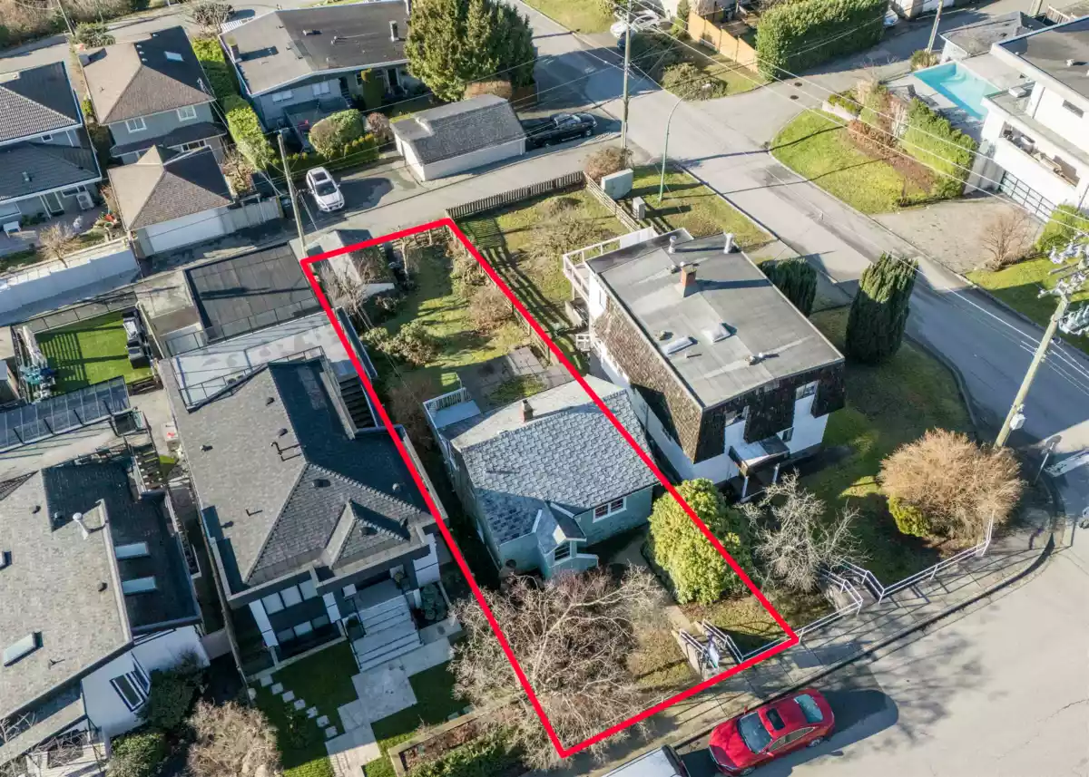 Neighborhood Park Photo Near 11 Hythe Avenue, Burnaby, BC