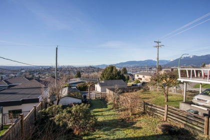 Office / Den Photo of 11 Hythe Avenue, Burnaby, BC
