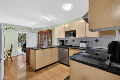 Kitchen Photo of 18 12110 75a Avenue, Surrey, BC