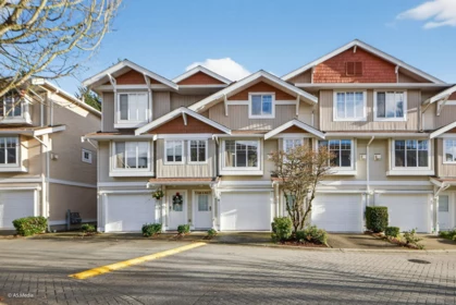 18 12110 75a Avenue, Surrey, BC