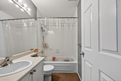 Mudroom Photo of 18 12110 75a Avenue, Surrey, BC