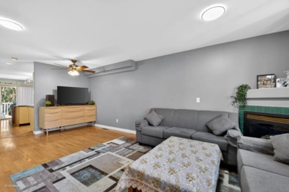 Powder Room Photo of 18 12110 75a Avenue, Surrey, BC