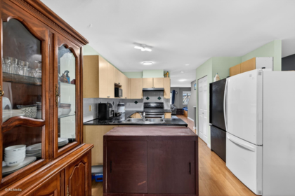 Walk-In Closet Photo of 18 12110 75a Avenue, Surrey, BC