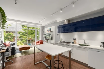 227 108 E 1st Avenue, Vancouver, BC, Vancouver — Apartment/Condo for sale